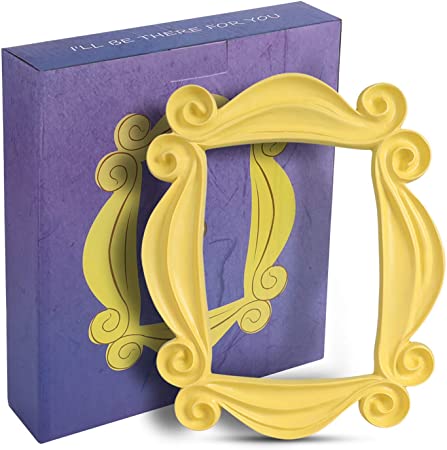 marco-friends-puerta-monica marco-friends-puerta-monica