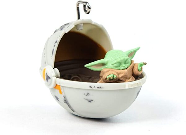 figura-decorativa-navidad-baby-yoda figura-decorativa-navidad-baby-yoda